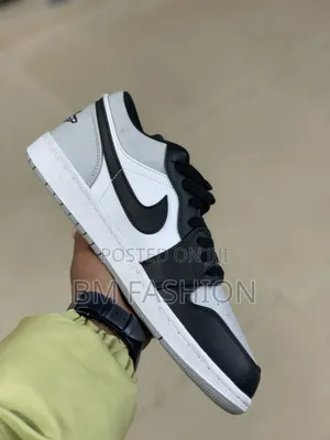 Air Jordan 1 Low (Available in Different Colors) With Free Delivery