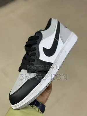 Air Jordan 1 Low (Available in Different Colors) With Free Delivery