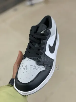 Air Jordan 1 Low (Available in Different Colors) With Free Delivery