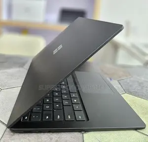New Laptop Microsoft Surface Laptop 4 16GB Intel Core i7 SSD 512GB