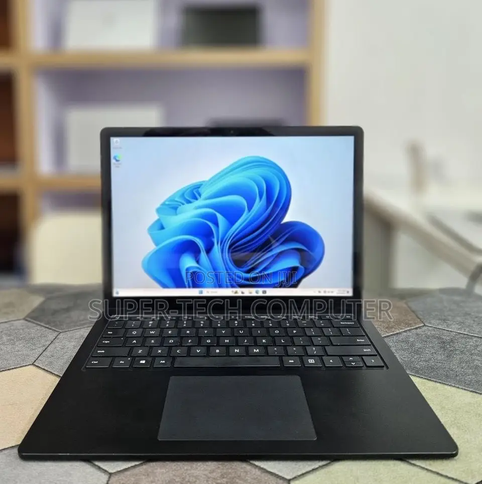 New Laptop Microsoft Surface Laptop 4 16GB Intel Core i7 SSD 512GB