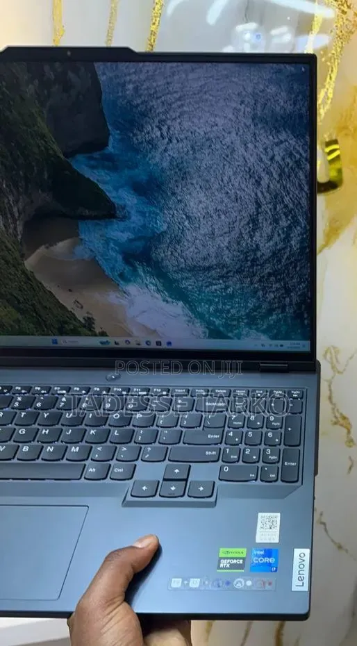 New Laptop Lenovo 16GB Intel Core i7 SSD 1T