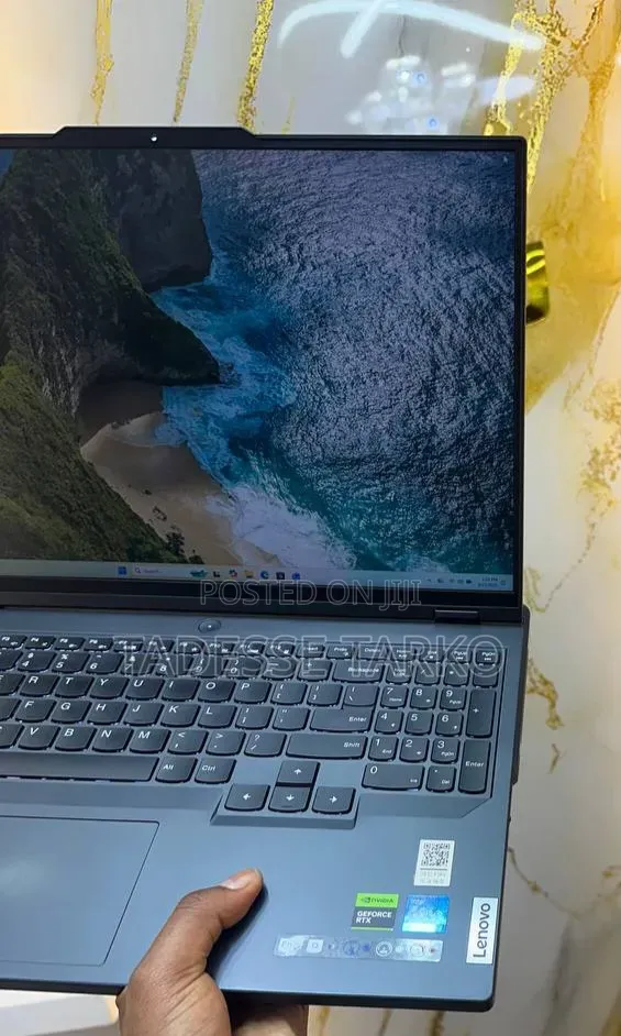 New Laptop Lenovo 16GB Intel Core i7 SSD 1T