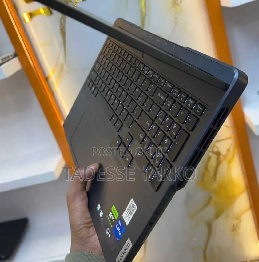 New Laptop Lenovo 16GB Intel Core i7 SSD 1T