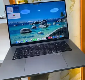 New Laptop Apple MacBook Pro 2021 M1 16GB Apple M1 Pro SSD 512GB
