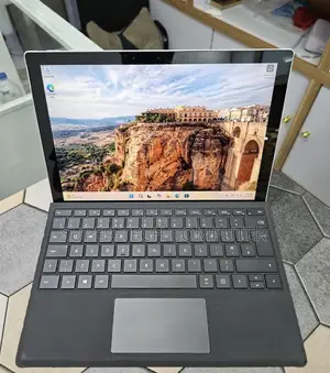 New Laptop Microsoft Surface Pro 7+ 16GB Intel Core i7 SSD 256GB