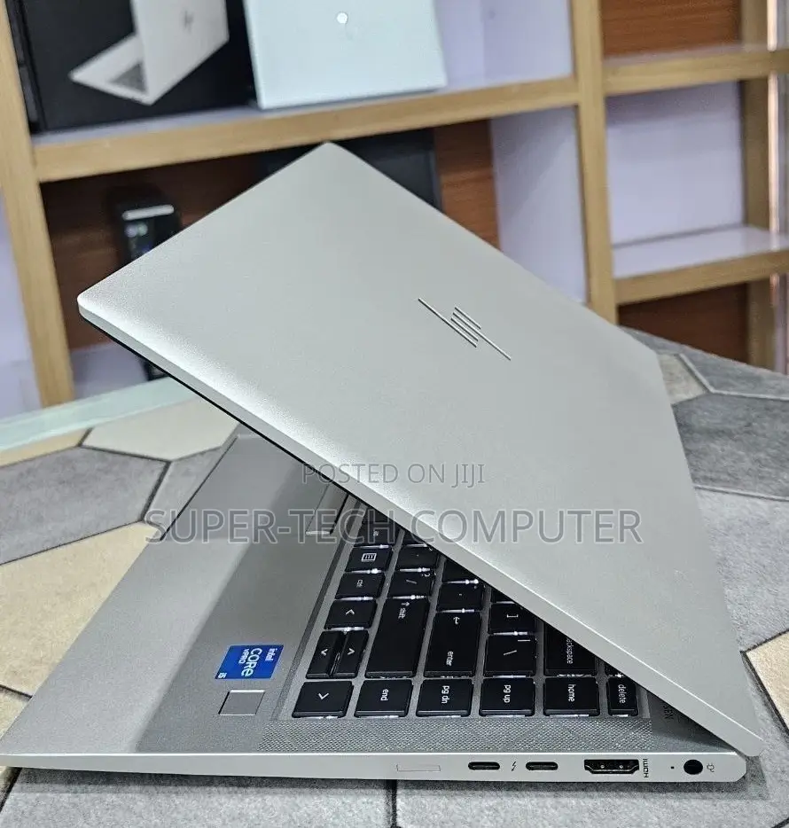 New Laptop HP EliteBook 840 G8 16GB Intel Core i5 SSD 512GB
