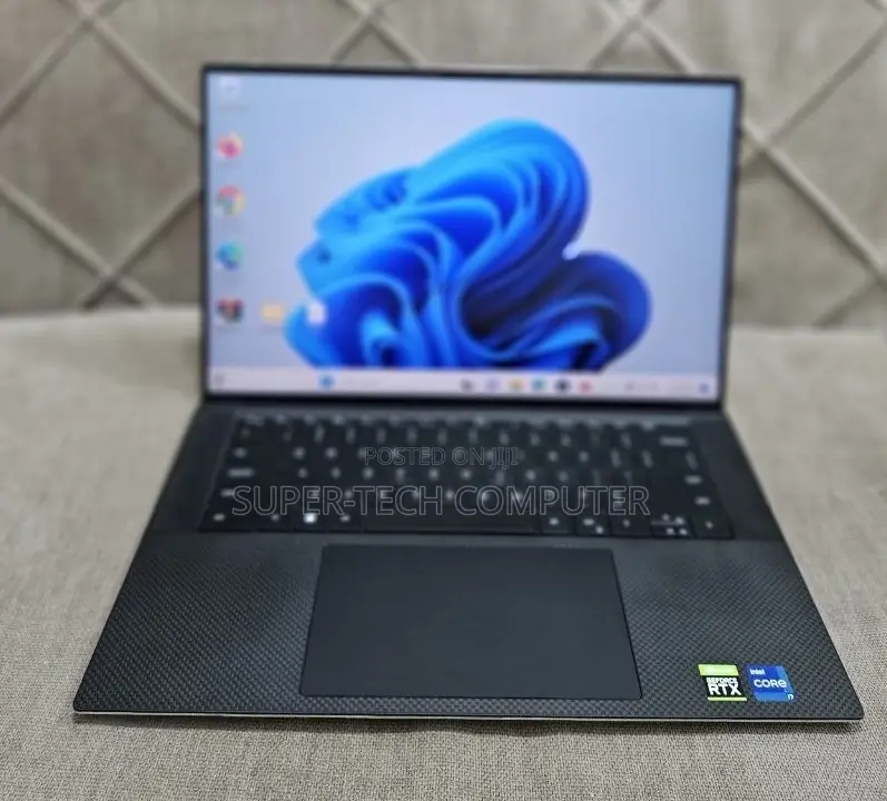 New Laptop Dell XPS 15 (9530) 16GB Intel Core i7 SSD 1T