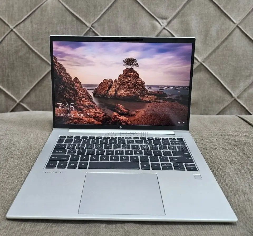 New Laptop HP EliteBook 840 G10 16GB Intel Core i7 SSD 512GB