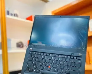 New Laptop Lenovo ThinkPad t495s 8GB AMD Ryzen 5 SSD 512GB
