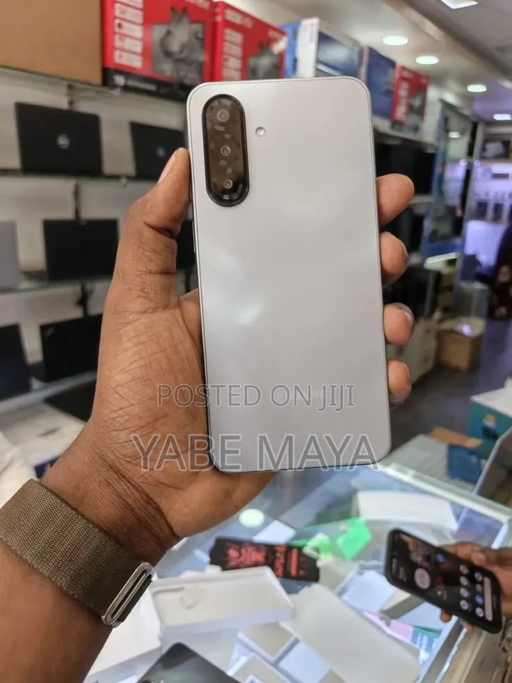 New Samsung Galaxy M17 5G 128 GB