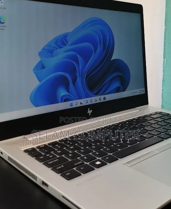 New Laptop HP EliteBook 840 G5 12GB AMD Ryzen 5 SSD 512GB