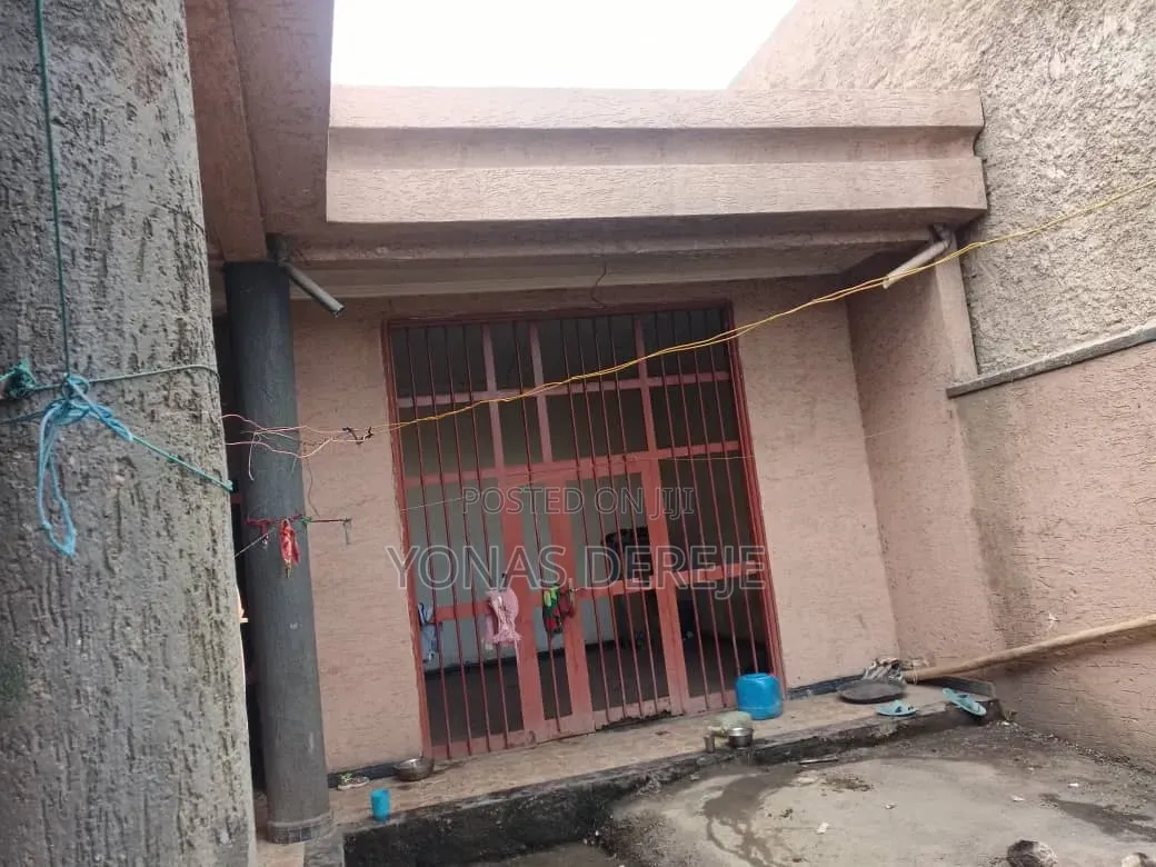 Furnished 5bdrm House in East Shewa for sale