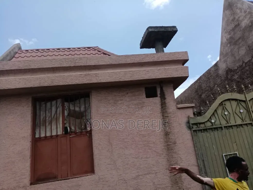 Furnished 5bdrm House in East Shewa for sale