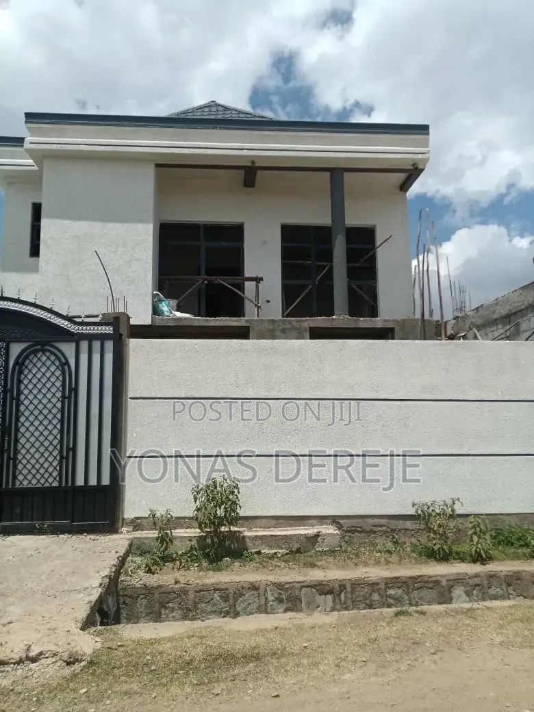 Furnished 8bdrm House in ዱከም/Dukem, East Shewa for sale