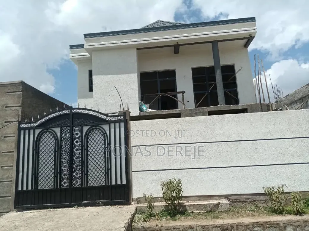 Furnished 8bdrm House in ዱከም/Dukem, East Shewa for sale