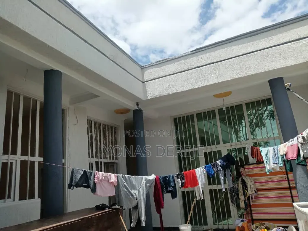 Furnished 6bdrm House in Dukem, East Shewa for sale