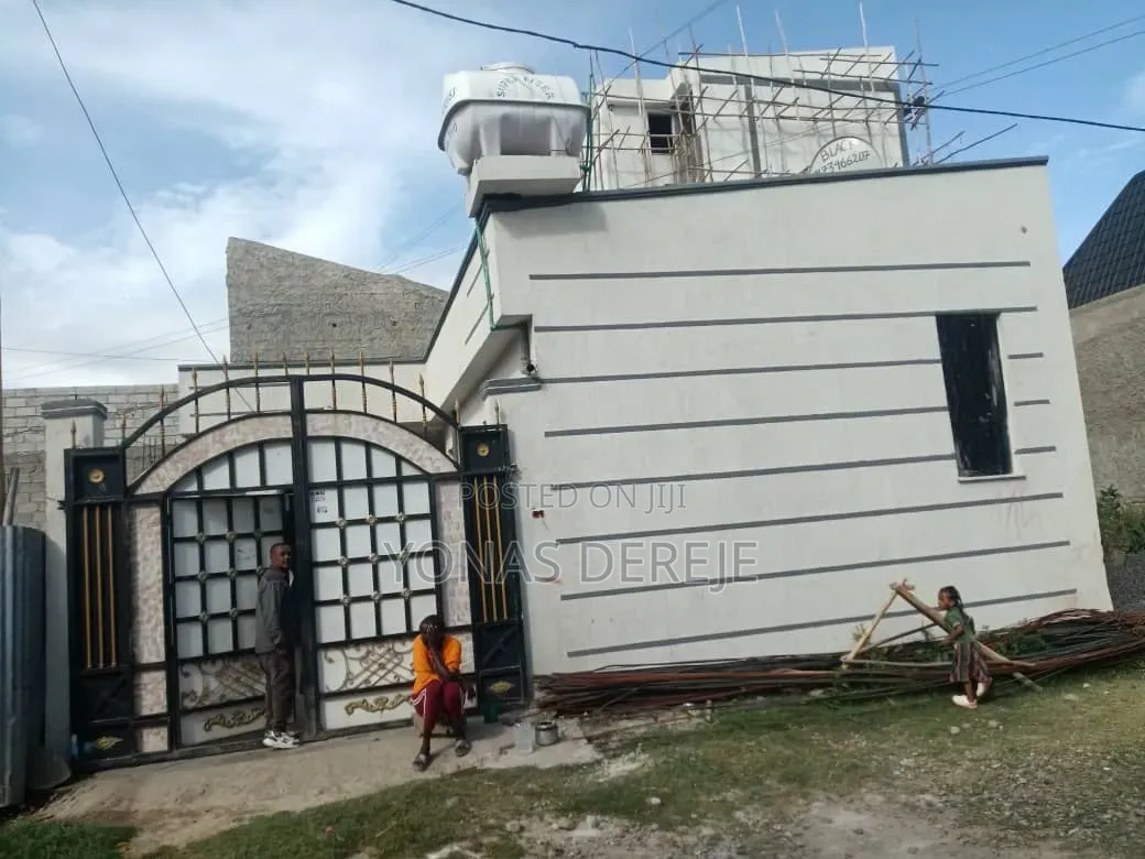 Furnished 5bdrm House in Dukem/ዱከም, East Shewa for sale