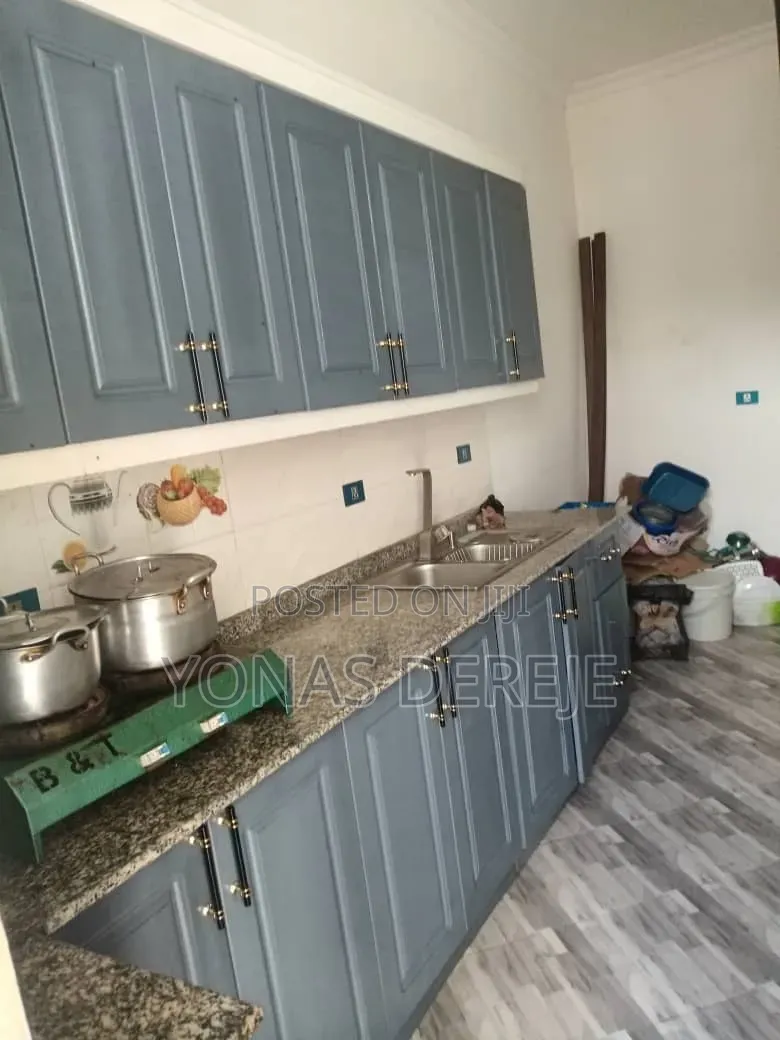 Furnished 5bdrm House in Dukem/ዱከም, East Shewa for sale