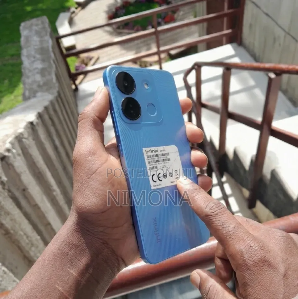 Infinix Smart 7 64 GB Blue