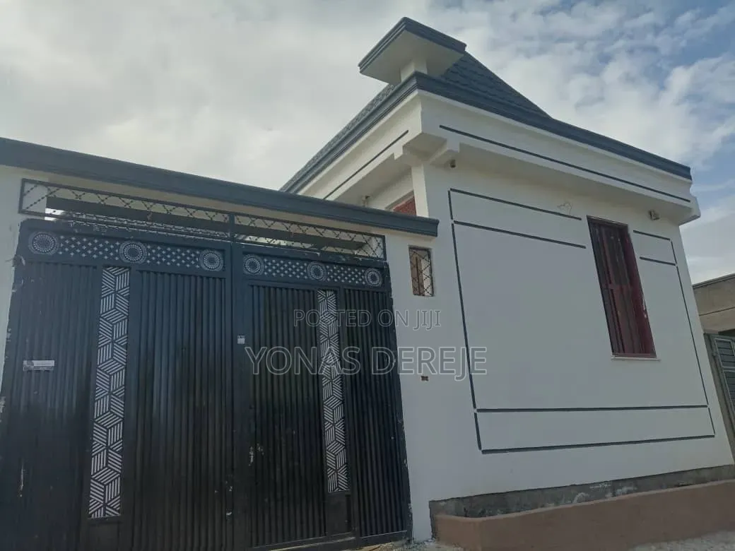 Furnished 5bdrm House in Dukem, East Shewa for sale