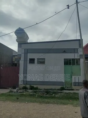 Furnished 5bdrm House in Dukem, East Shewa for sale