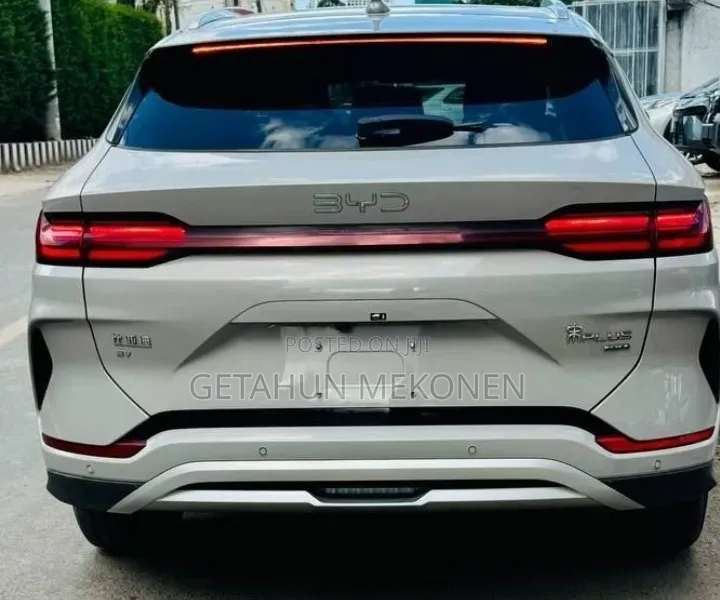 New BYD Song Plus 2025 White