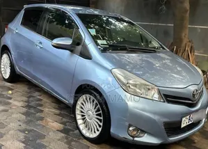 Toyota Yaris 2012 Blue