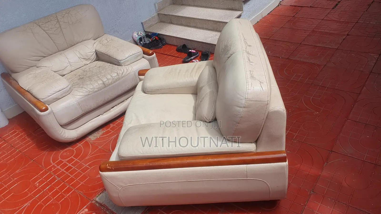 Couch(Sofa)