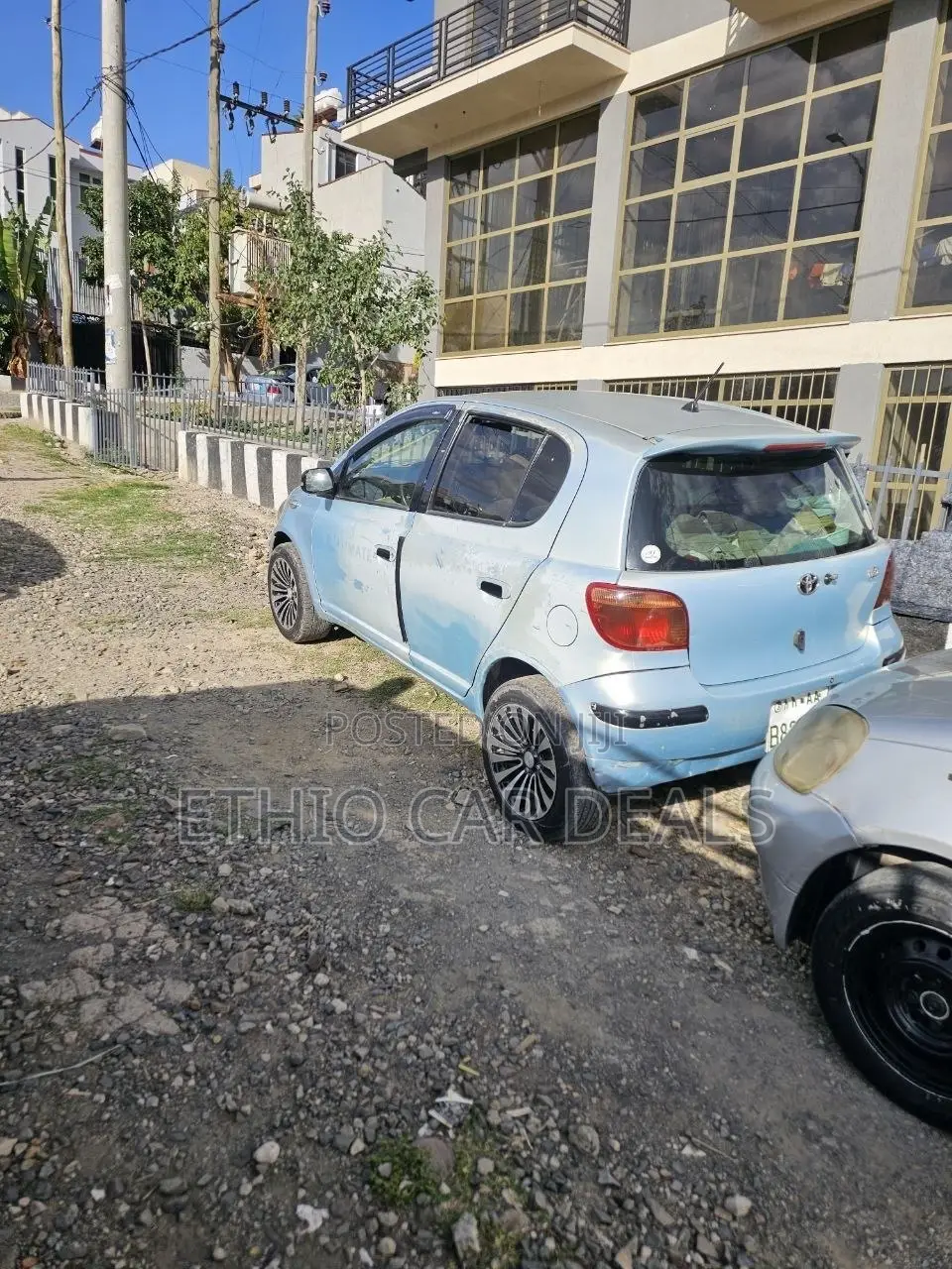 Toyota Vitz 2004 Blue
