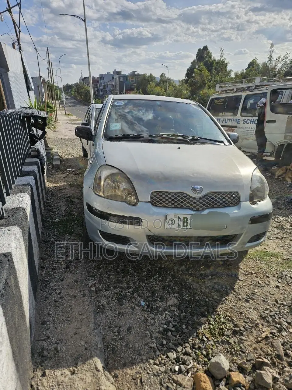 Toyota Vitz 2004 Blue