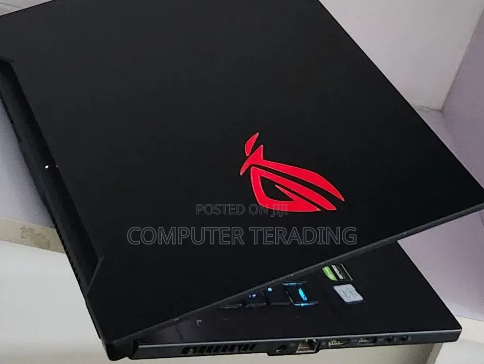 New Laptop Asus ROG Zephyrus G15 16GB Intel Core i7 SSD 512GB