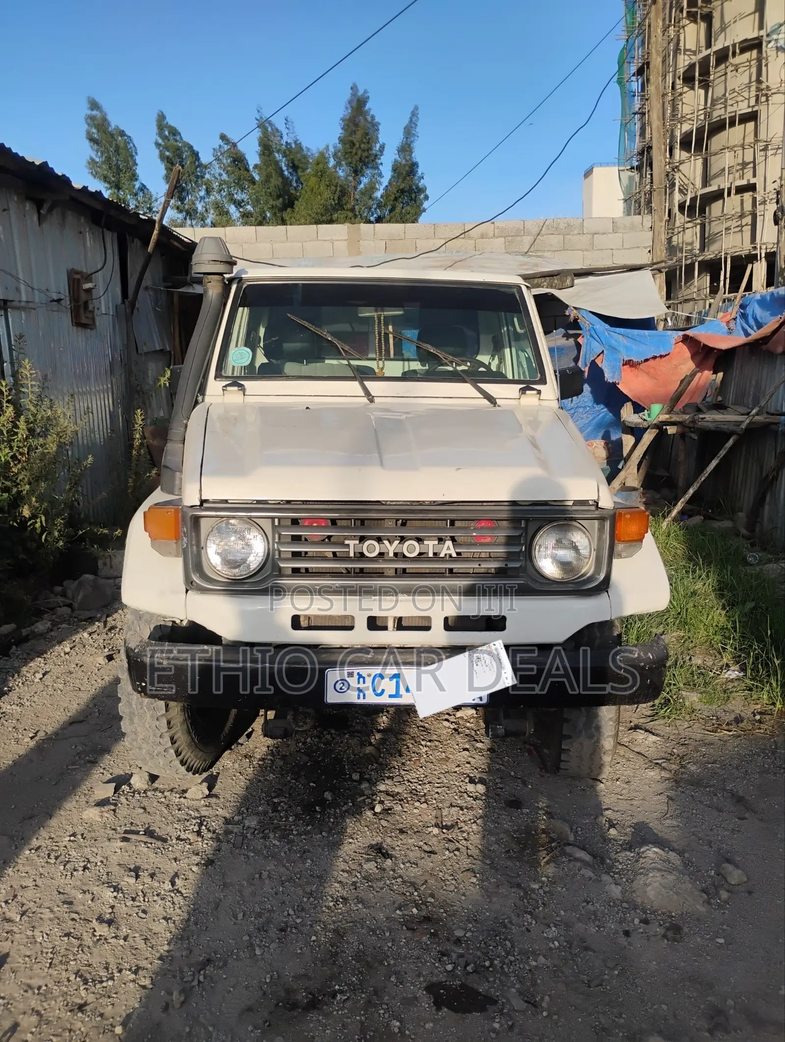 Toyota Land Cruiser 1992 White