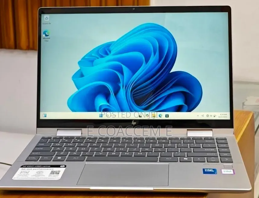 New Laptop HP 15 16GB Intel Core Ultra 7 SSD 1T