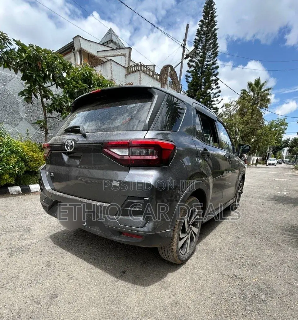Toyota Raize 2022 Black