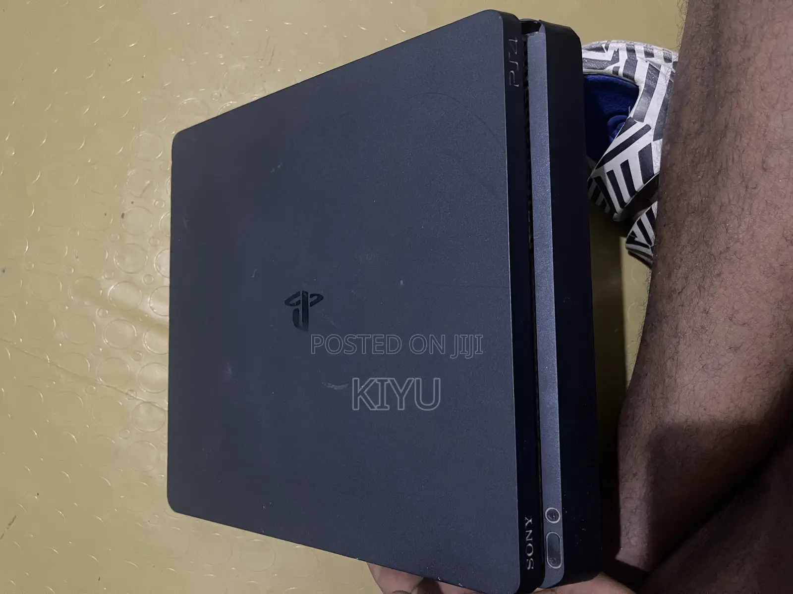 Slim Ps4 ,500 Gb