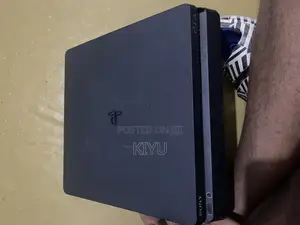 Slim Ps4 ,500 Gb
