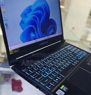New Laptop Acer Predator Helios 300 16GB Intel Core i7 SSD 512GB