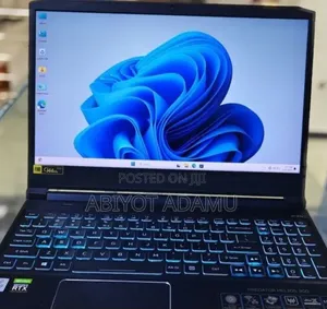 New Laptop Acer Predator Helios 300 16GB Intel Core i7 SSD 512GB