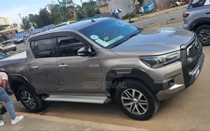 Toyota Hilux 2017 Gray