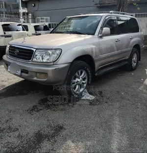 Toyota Land Cruiser 2001 Silver