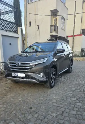 Toyota Rush 2023 Brown