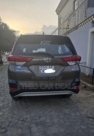 Toyota Rush 2023 Brown