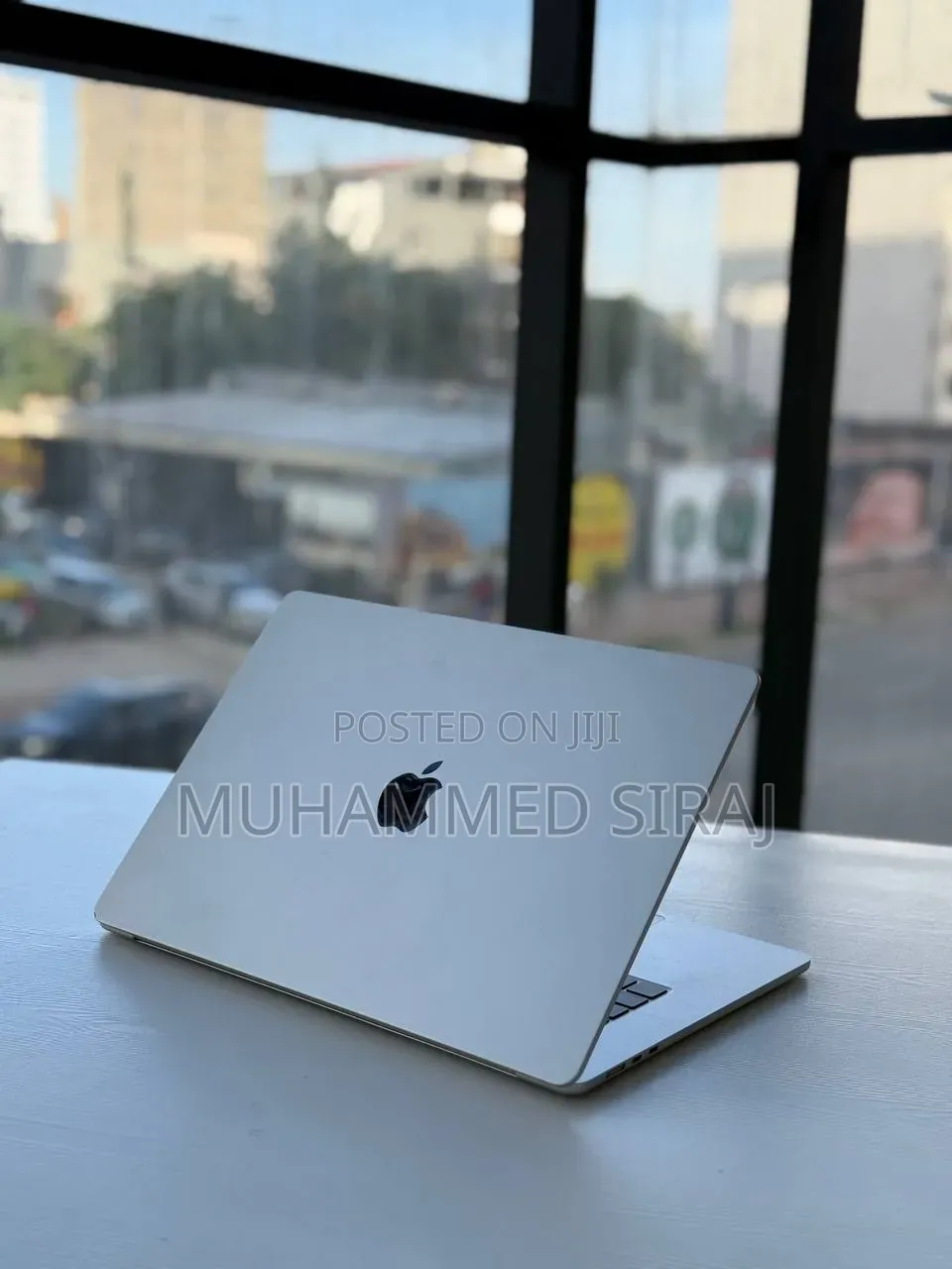 New Laptop Apple MacBook Air 2022 M2 8GB Apple M2 SSD 512GB