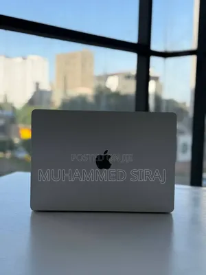 New Laptop Apple MacBook Air 2022 M2 8GB Apple M2 SSD 512GB