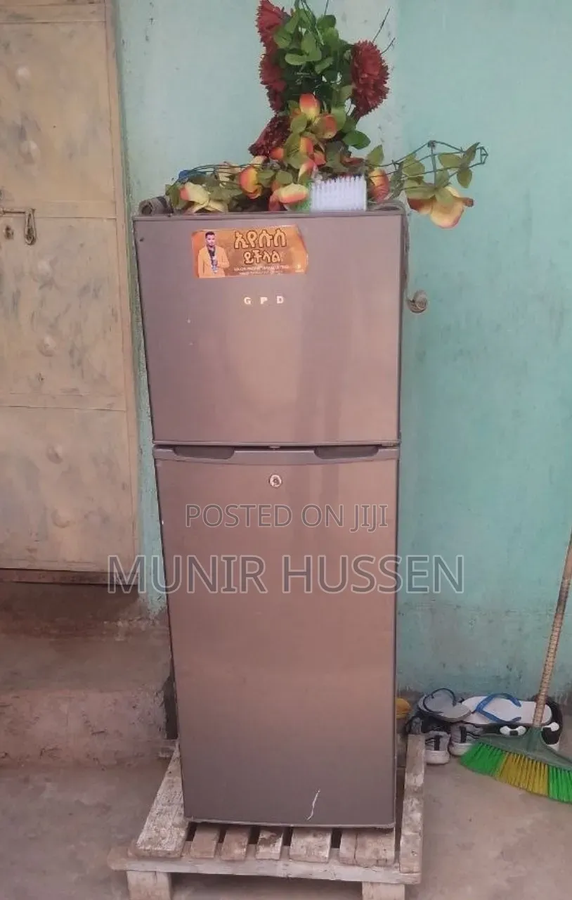 Refrigerator Used