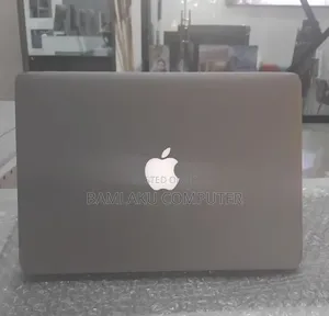 New Laptop Apple MacBook Pro 2015 8GB Intel Core i5 SSD 128GB