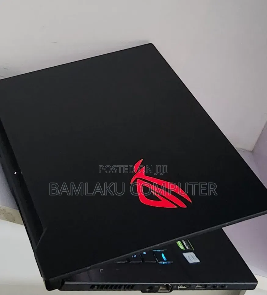 New Laptop Asus ROG Zephyrus G15 16GB Intel Core i7 SSD 512GB