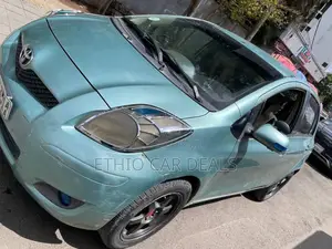 Toyota Yaris 2007 Green