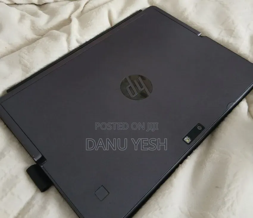 New Laptop HP Pro X2 612 G2 8GB Intel Core i7 SSD 256GB